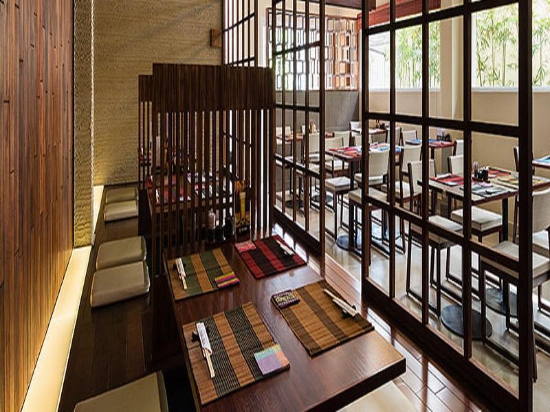 Japanese Restaurant And Hotel Sakura Thuan An Exteriör bild
